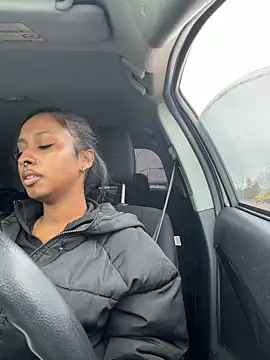 Your_Paris live sex cam