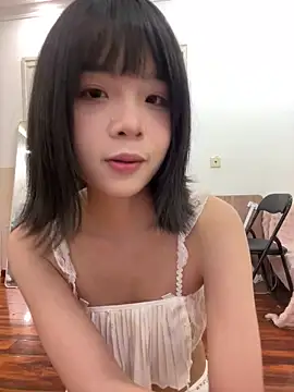 美女qiqi_x在线直播