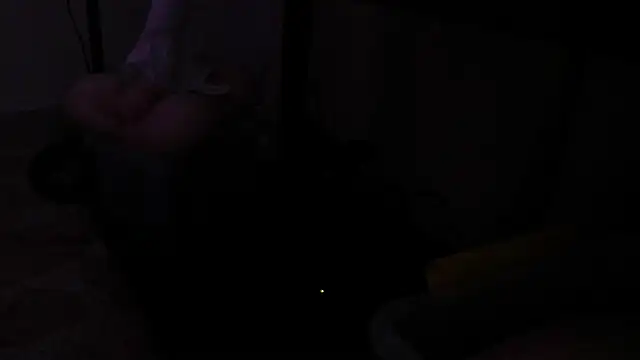 Swt_skinny_ live sex cam