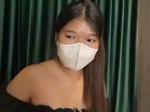 meegyo Stripchat cam model