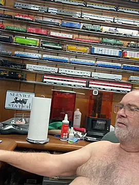 jcaspen (M grandpa) - 10000 token for medical bill