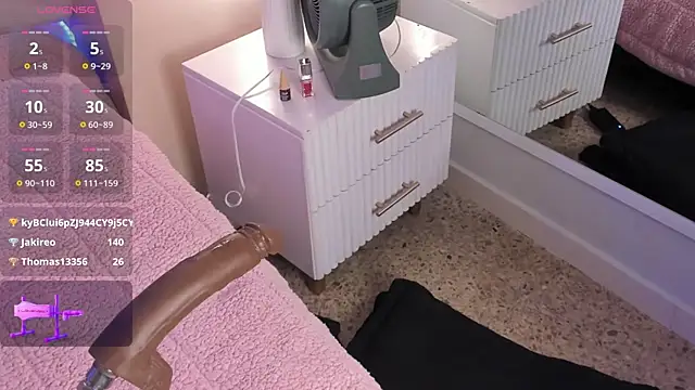 Bella_Williiams webcam