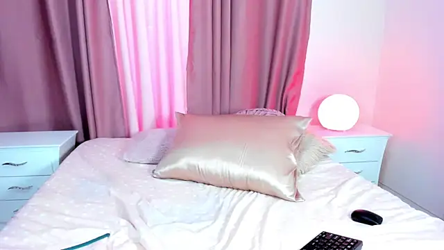 Honeymoon_sariel webcam