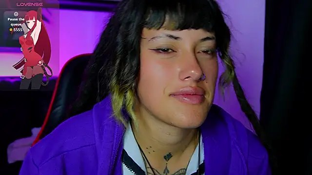 _sharlotte777 webcam