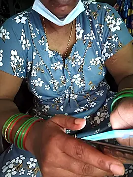 Tamilselviroja- webcam