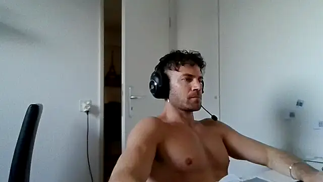alpha-hunk webcam