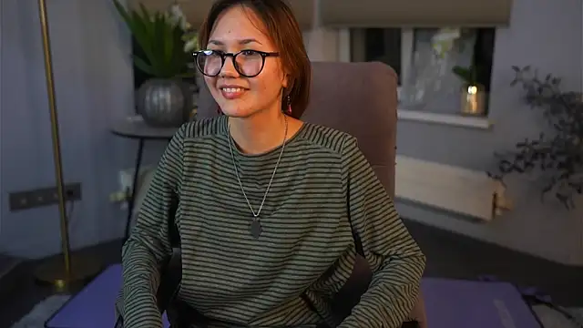 KristyMcgough webcam