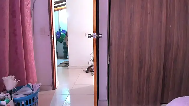 LillyCandy Stripchat cam model