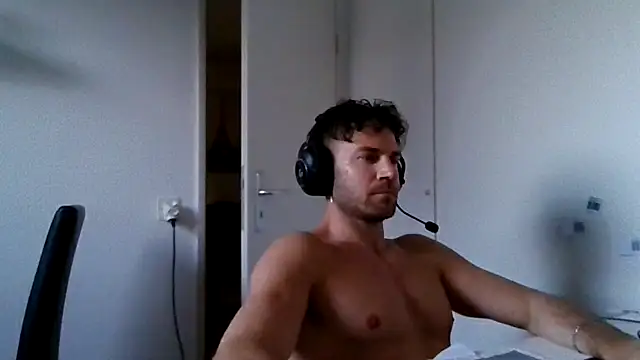 alpha-hunk webcam