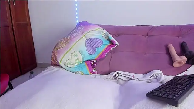 selena_jhonson webcam