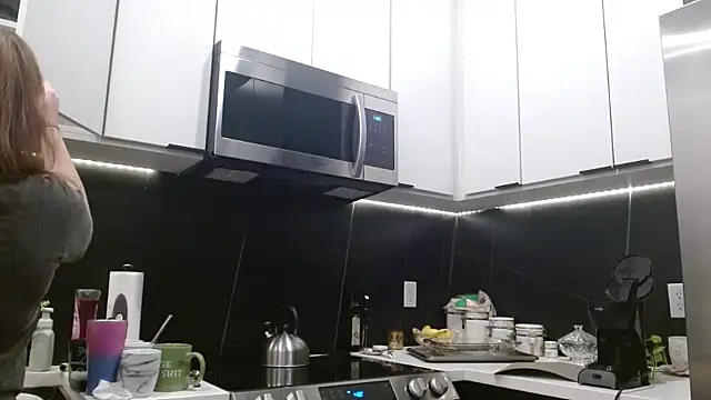 HazelSkyesChat webcam