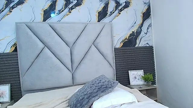 miaa_sstar - Miaa_sstar's free webcam - UK Sex Cams