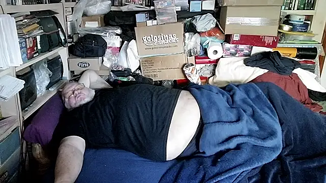 hadeszeuss2 - Hadeszeuss2's free webcam - UK Sex Cams