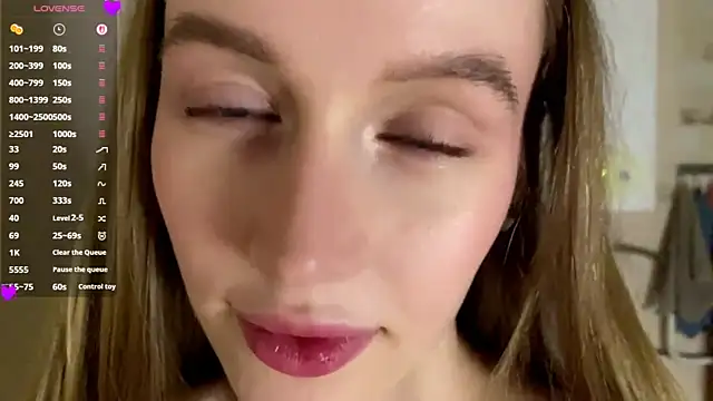 Viktoria_Vibes webcam