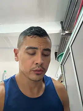 paul22cm- (Ask my age) - HIT YOUR COCK ON THE SHELF