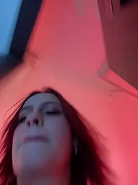 Webcam Model (steffmontespink18)  is live.Free join now!