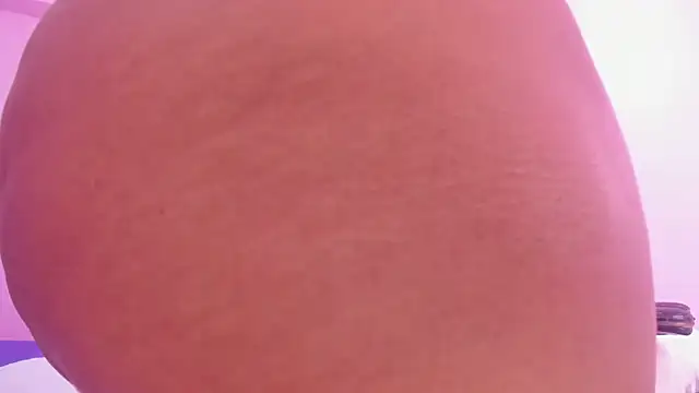 MATURE_WHOR33 webcam