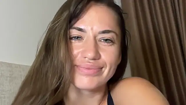 roriann - Roriann's free webcam - UK Sex Cams