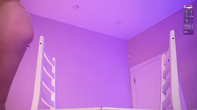 Miablueye live sex cam