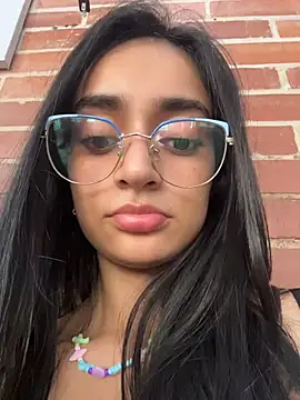 Webcam Model (leilani_X)  is live.Free join now!