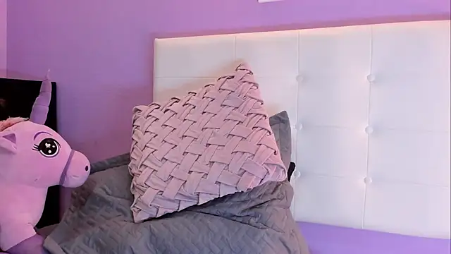 Charlotte11-11 webcam