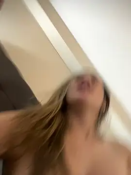 mariana_gom - Mariana_gom's free webcam - UK Sex Cams