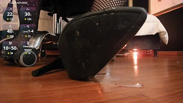 meganstorms - MeganStorms's free webcam - UK Sex Cams