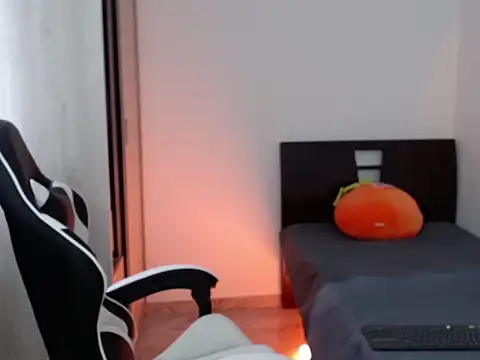 dayanna_adams - Dayanna_adams's free webcam - UK Sex Cams