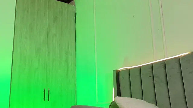 ice_princess_ - Ice_Princess_'s free webcam - UK Sex Cams