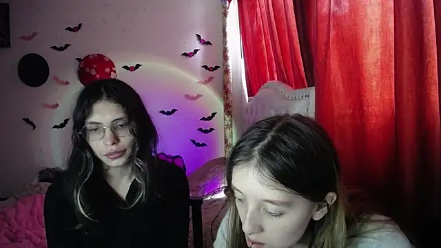 briar_y_blair - Briar_y_Blair's free webcam - UK Sex Cams