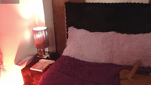 Natalia-Roush webcam