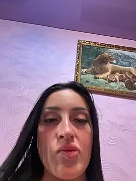 Webcam Model (Soft_Pleasure)  is live.Free join now!