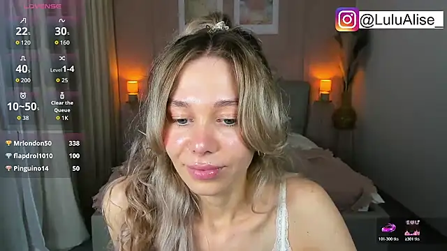 LuluAlis webcam