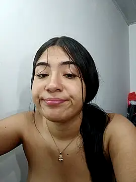 Webcam Model (Ailen-cute)  is live.Free join now!