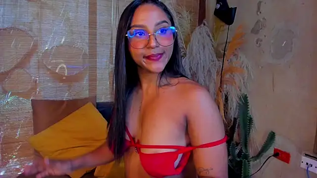 Victoria_Gonzalez webcam