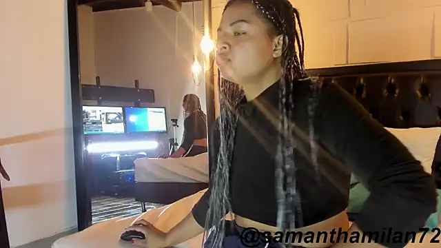 SamanthaMilann live sex cam