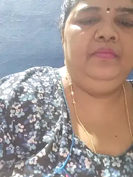 tamilthanushri live sex cam