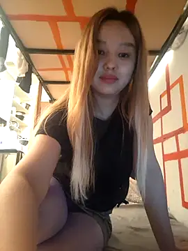 SherrylShaw Stripchat cam model