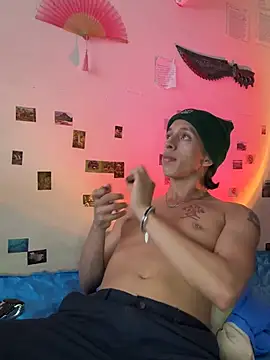 DannyPhantom555 webcam