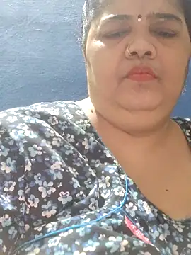 tamilthanushri webcam