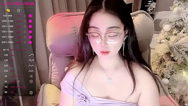 Monica-666888- webcam