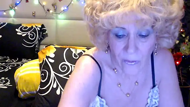 happywomanon - HappyWomanOn's free webcam - UK Sex Cams