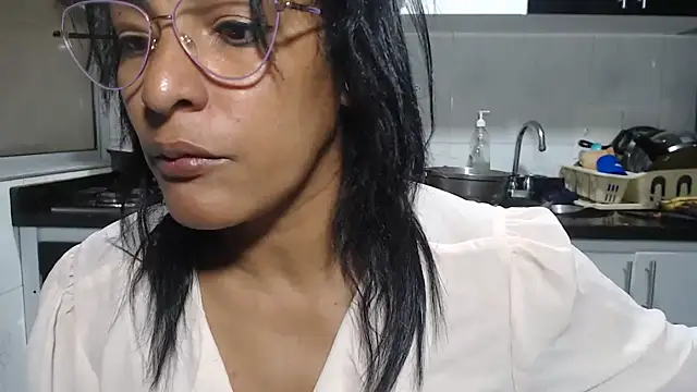 kateleyagrey - Kateleyagrey's free webcam - UK Sex Cams