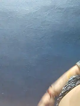 tamilthanushri webcam