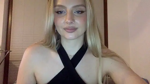 mayawetdream - MayaWetDream's free webcam - UK Sex Cams