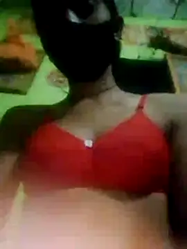 wifedesi7050 - Wifedesi7050's free webcam - UK Sex Cams