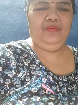 tamilthanushri webcam