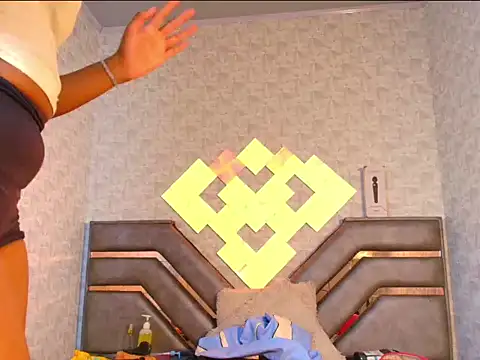 CrystalBrooke3x webcam