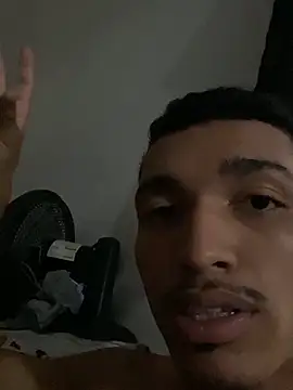 sanches_065 - Sanches_065's free webcam - UK Sex Cams