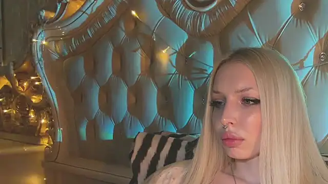 GeorgianaHoldorf webcam